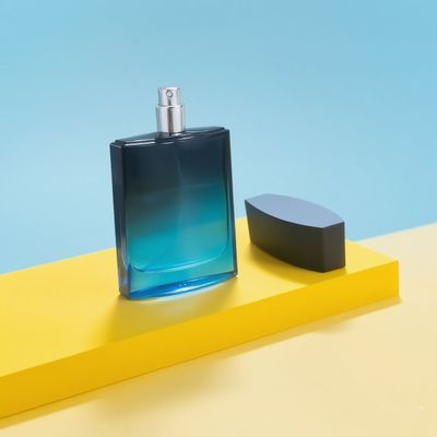 Пользовательский квадратный стеклянный флакон для духов 100 мл, роскошный и элегантный, пустой флакон для духов с распылителем, градиентный черный и синий цвет, горлышко 15 мм