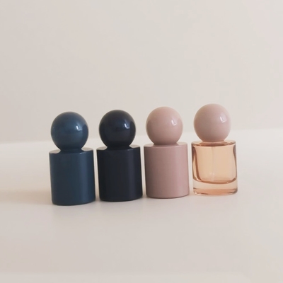 Custom 30ml & 50ml Luxury Glass Perfume Bottles  Mist or Serum Pump Glass Bottle Round Ball Cap for Serum Product